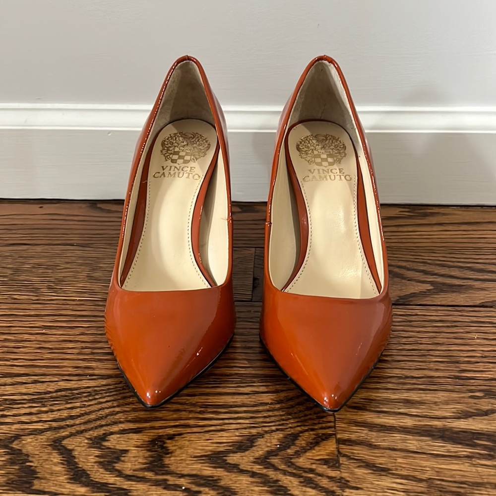 Vince Camuto Candera block heel burnt orange patent leather pump women’s size 7